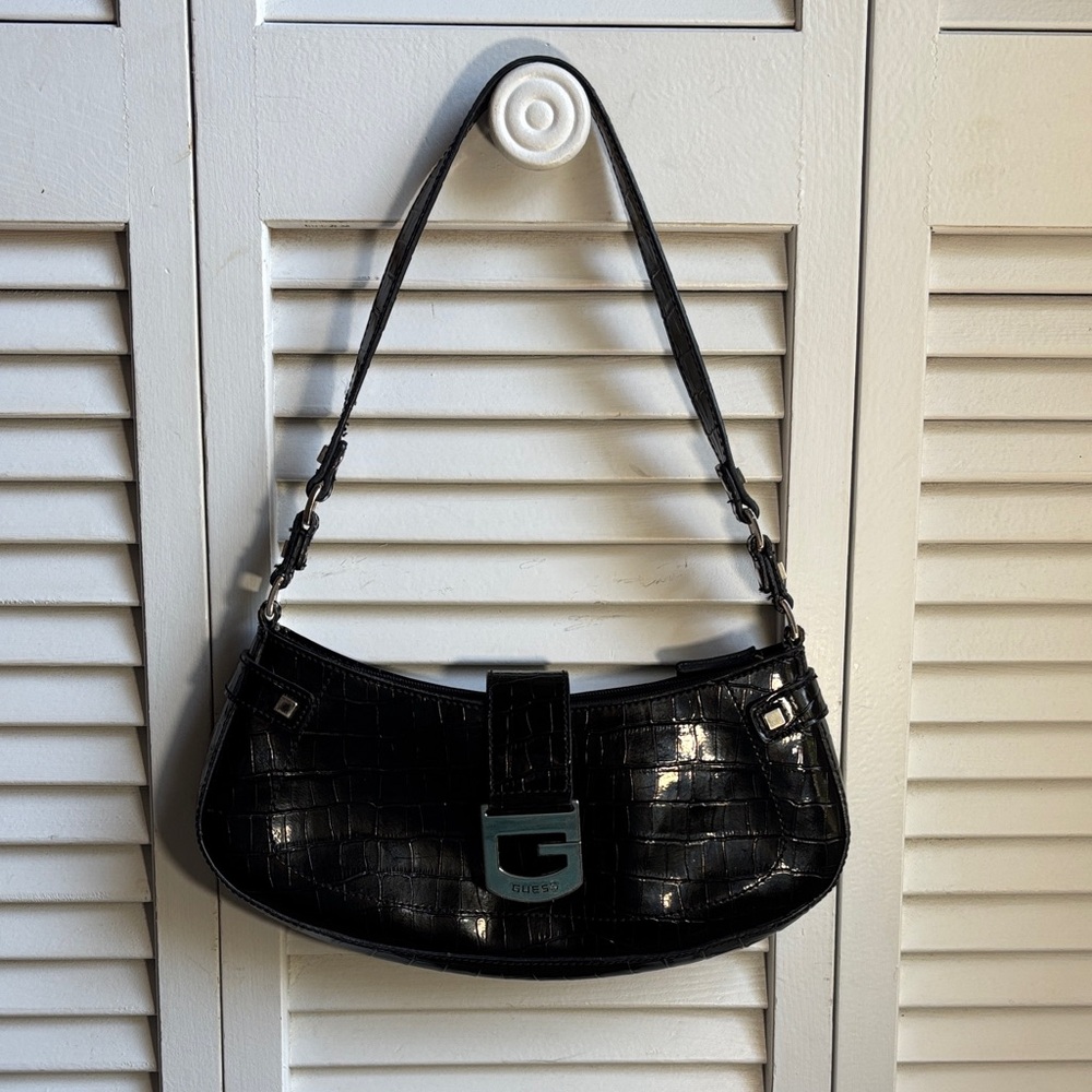 RARE Guess Vintage Y2K Black Croc Embossed Patent Leather Baguette Shoulder Bag